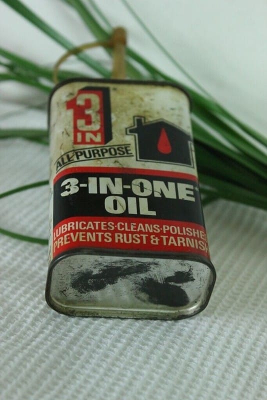 VECCHIO FLACONE PUBBLICITARIO IN LATTA "3IN1 OIL"/ OLD TIN BOX H cm 15 Categoria Pubblicità vintage