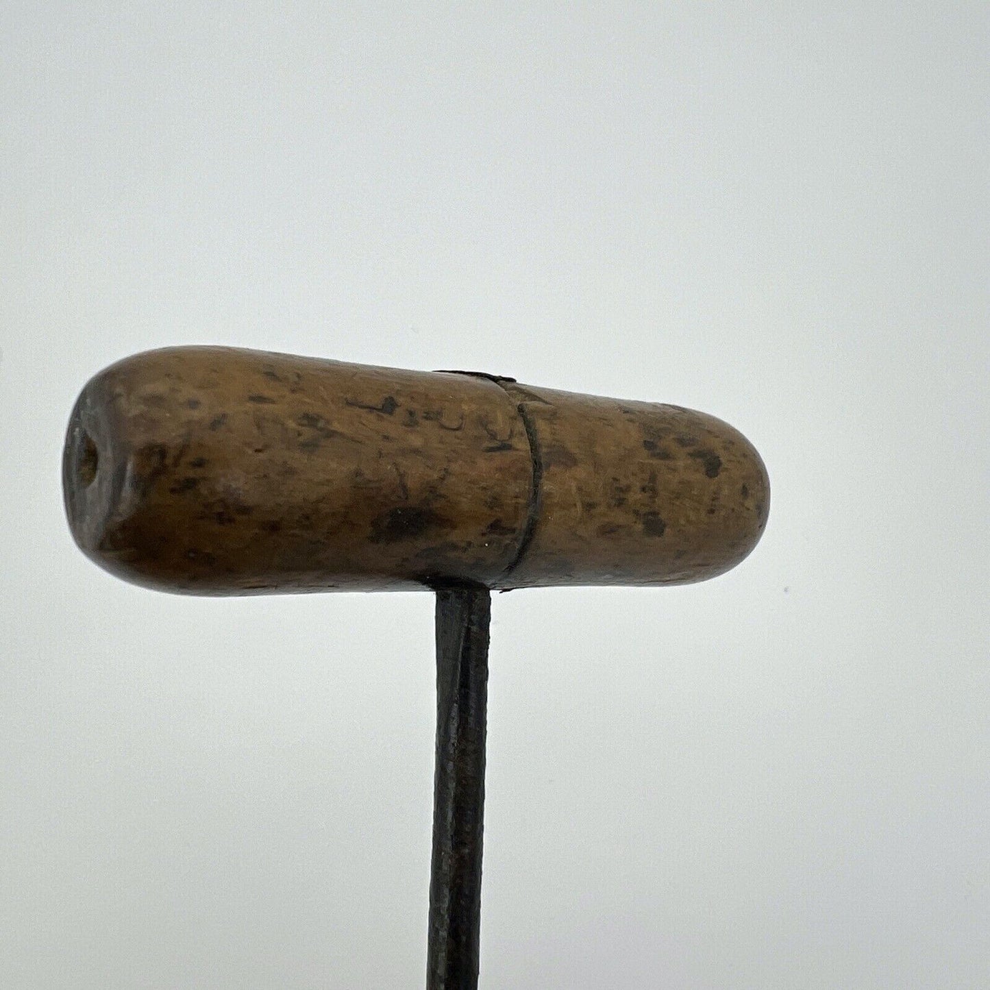 Punteruolo Succhiello Trivellino Antico In legno ferro trapano ferramenta 4 mm