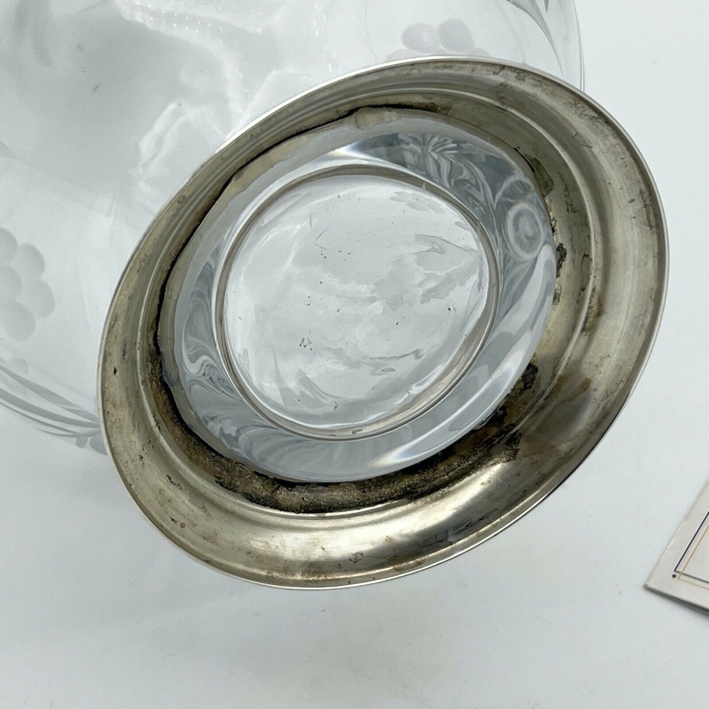 Vaso porta fiori in vetro serigrafato inciso e argento 800 anni 70 di Firenze