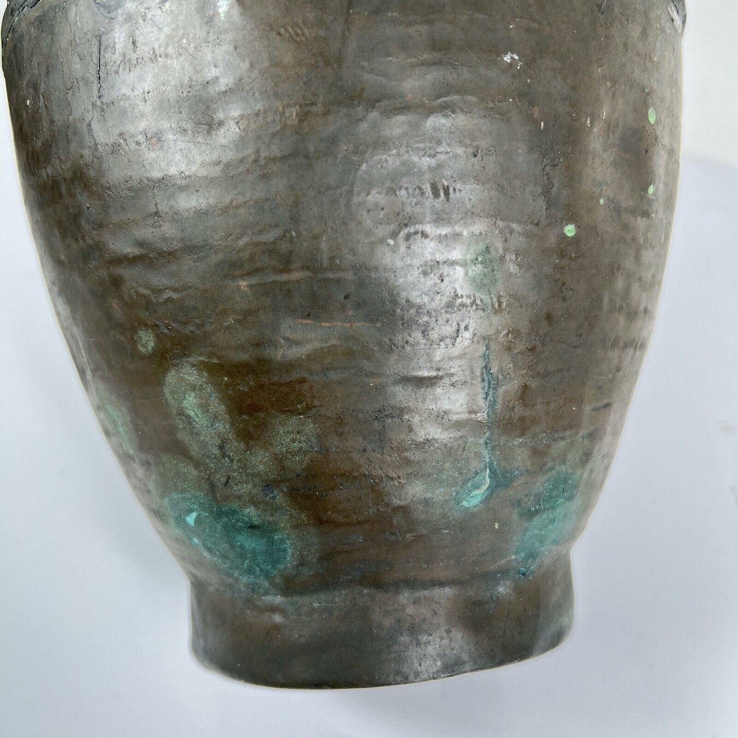 Antica Anfora in rame martellato brocca vaso con due manici XVIII epoca 700