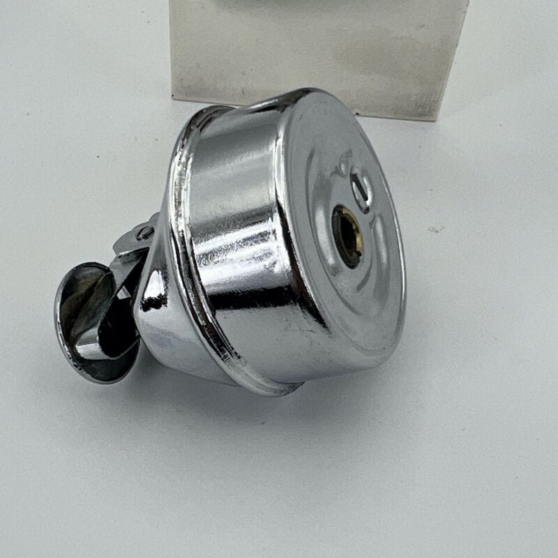 Accendino da tavolo vintage in argento lucido placcato a gas anni 90 elegante Categoria Oggetti per fumatori