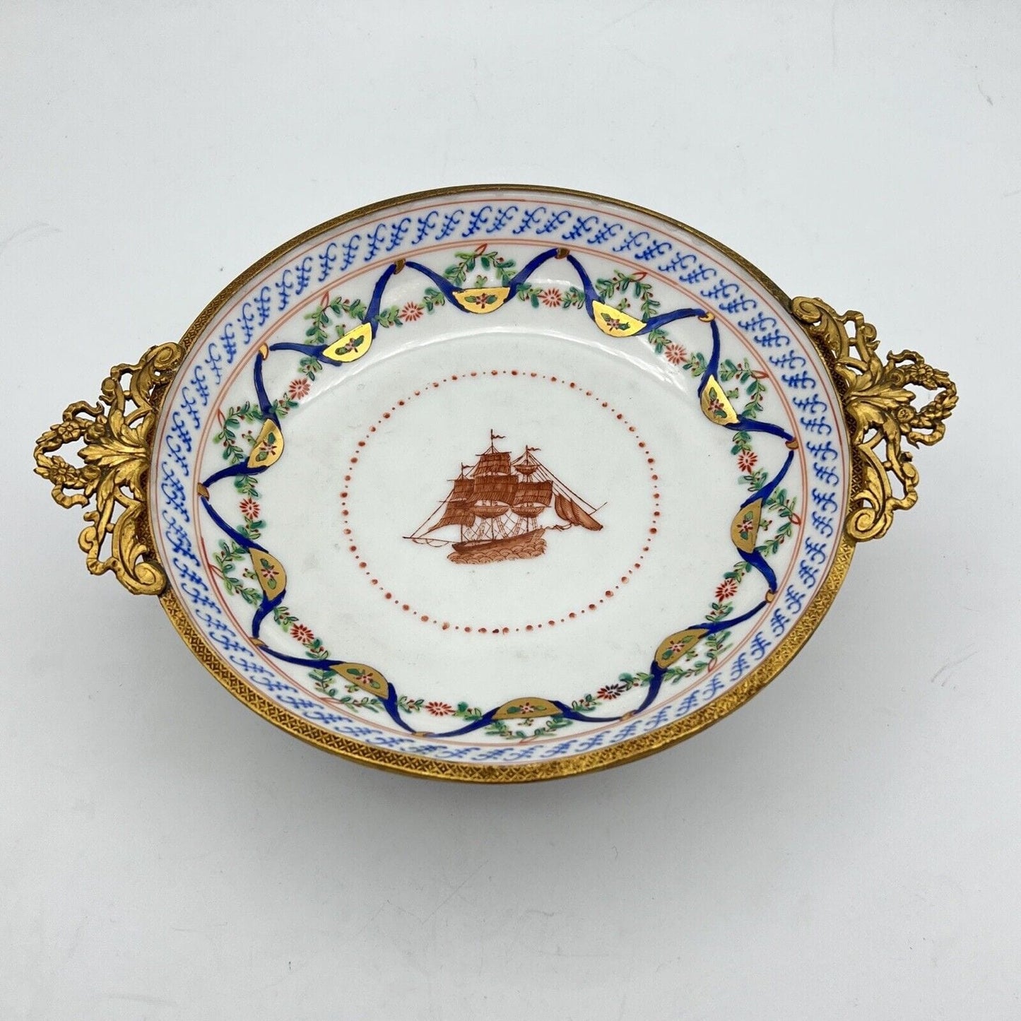 Alzata Piatto Vassoio Alzatina vintage antico in porcellana Limoges e ottone Categoria Alzate
