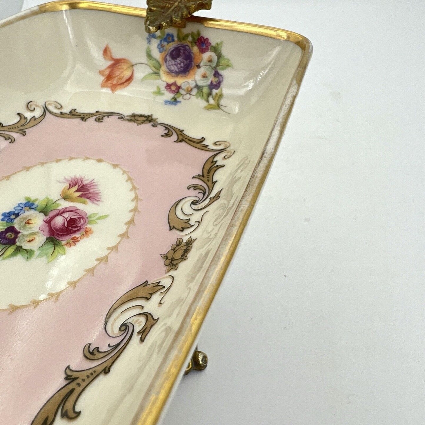 Antica alzata alzatina in porcellana Limoges centrotavola vintage piatto fiori Categoria Alzate