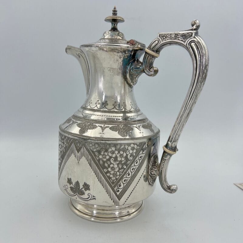 Antica caffettiera inglese in argento silver plate sheffield teiera epoca 800 A Categoria Sheffield & Argento