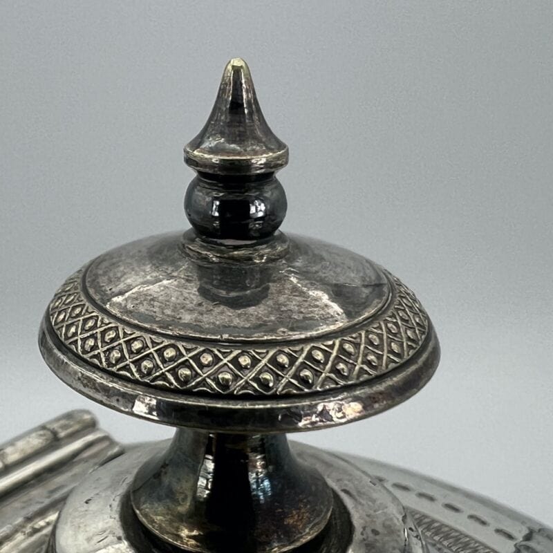 Antica caffettiera inglese in argento silver plate sheffield teiera epoca 800 A Categoria Sheffield & Argento