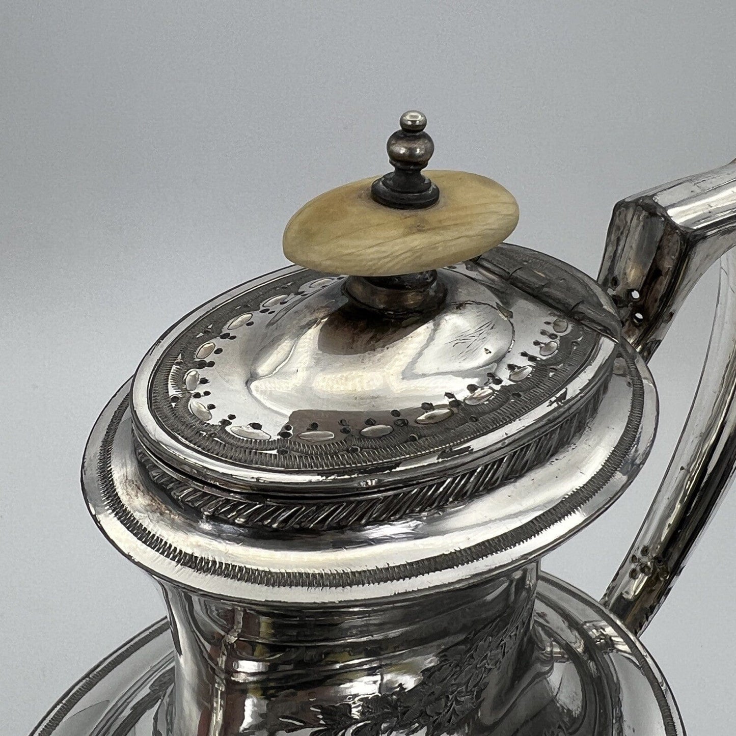 Antica Caffettiera Inglese in Argento Silver plated sheffield teiera 800 incisa Categoria Sheffield & Argento