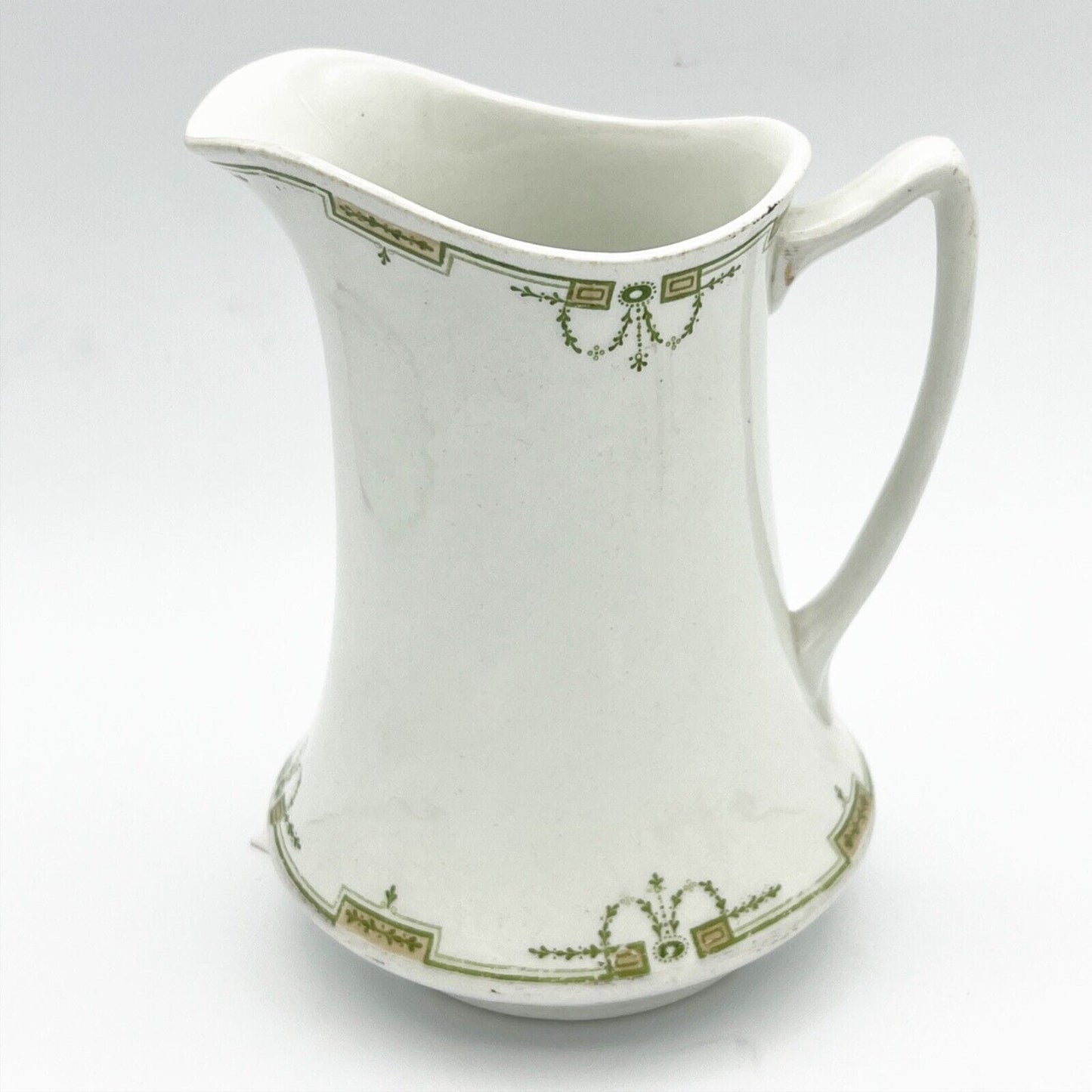 Antica Caraffa in ceramica bianca verde Inglese brocca epoca 900 vaso versatoio Categoria Servizio tazze - Tazze