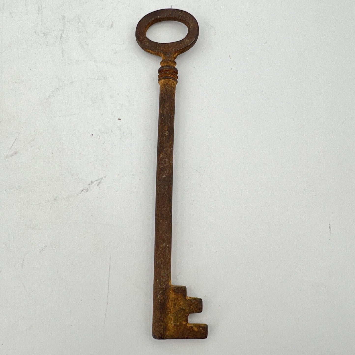 Antica Chiave in Ferro Battuto Forgiato del XVIII secolo Ferramenta D'epoca 12cm Categoria Accessori & Ferramenta d'epoca