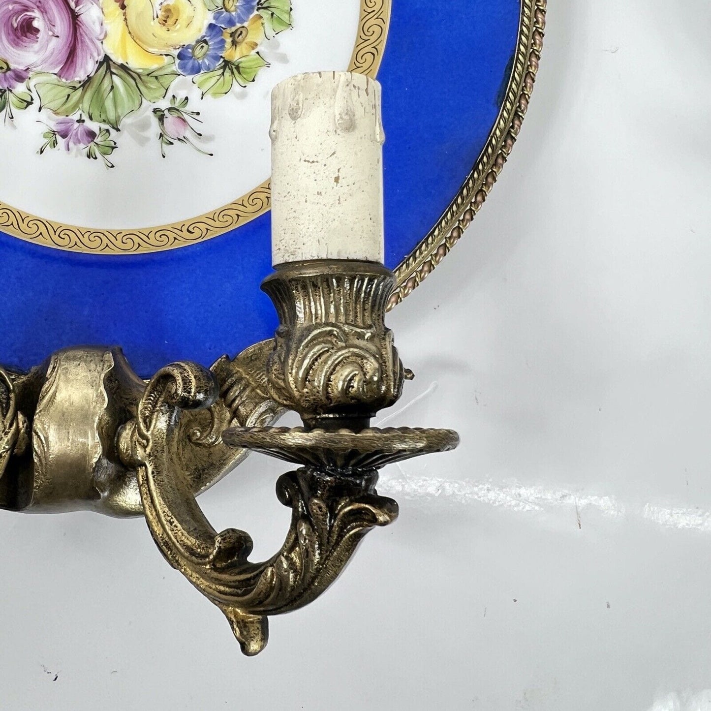 Antica coppia di Applique in ottone bronzo a due luci Lampade stile Liberty Categoria Lampade Appliques