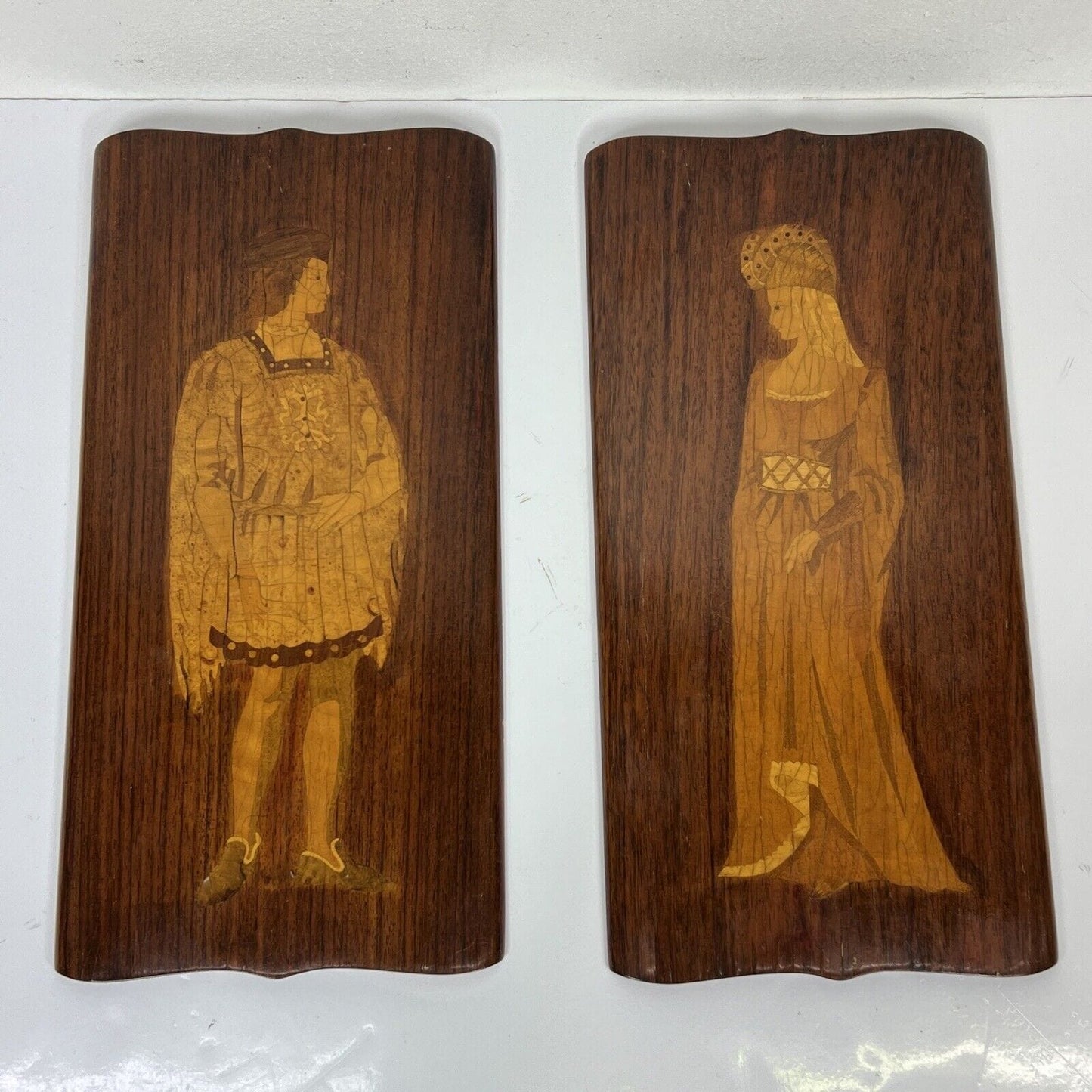 Antica coppia pannelli decorativi intarsiati in legno Andrea Gusmai mitologia Categoria Cimase-Fregi-Intagli in legno