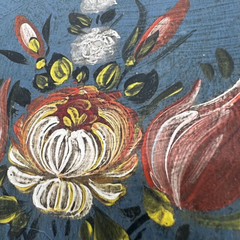 Antica Culla in Stile Tirolese Portapiante Fioriera in legno dipinto blu e fiori Categoria  Complementi d'arredo