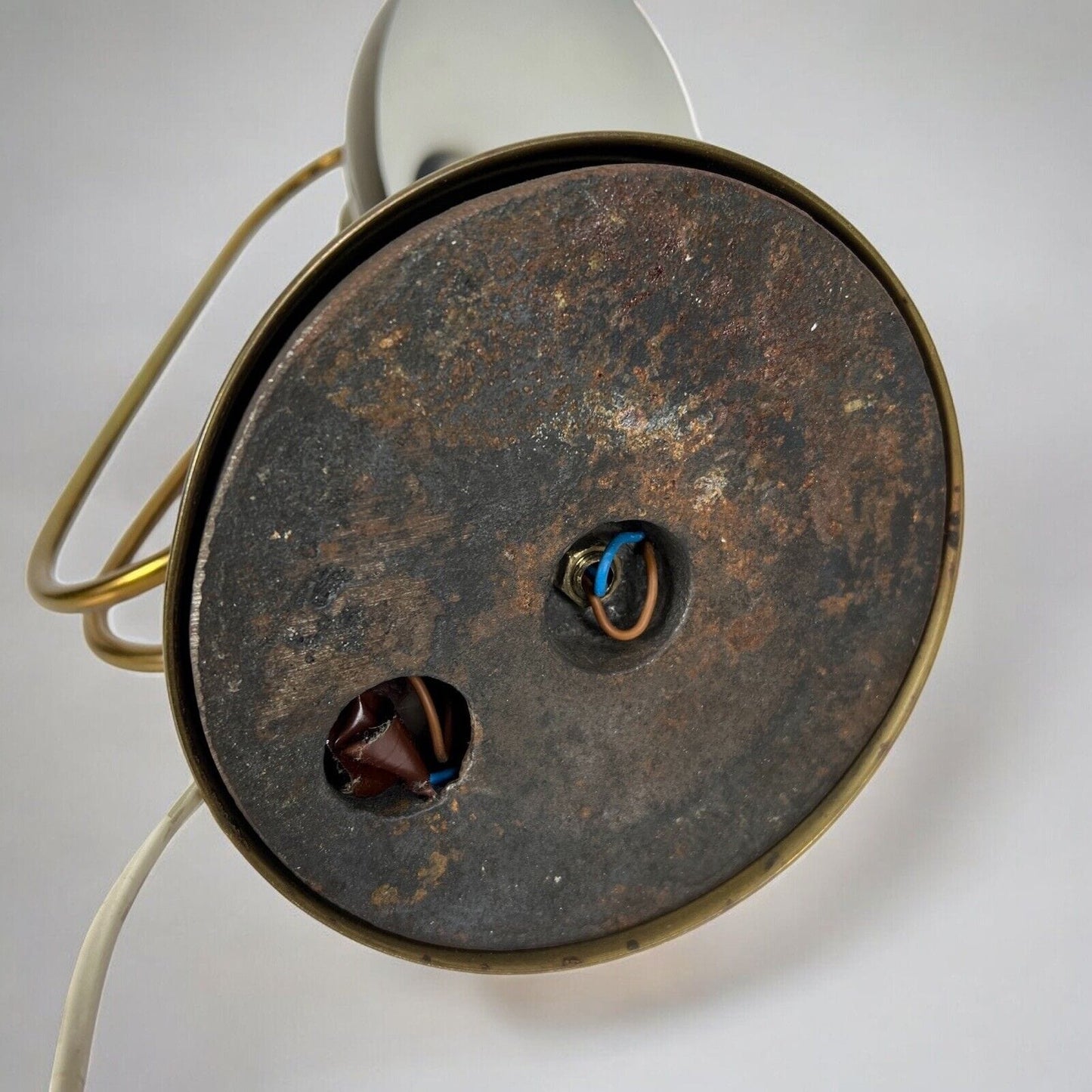 Antica lampada da tavolo scrivania ministeriale in ottone Originale Anni '40 Categoria Lampade Appliques