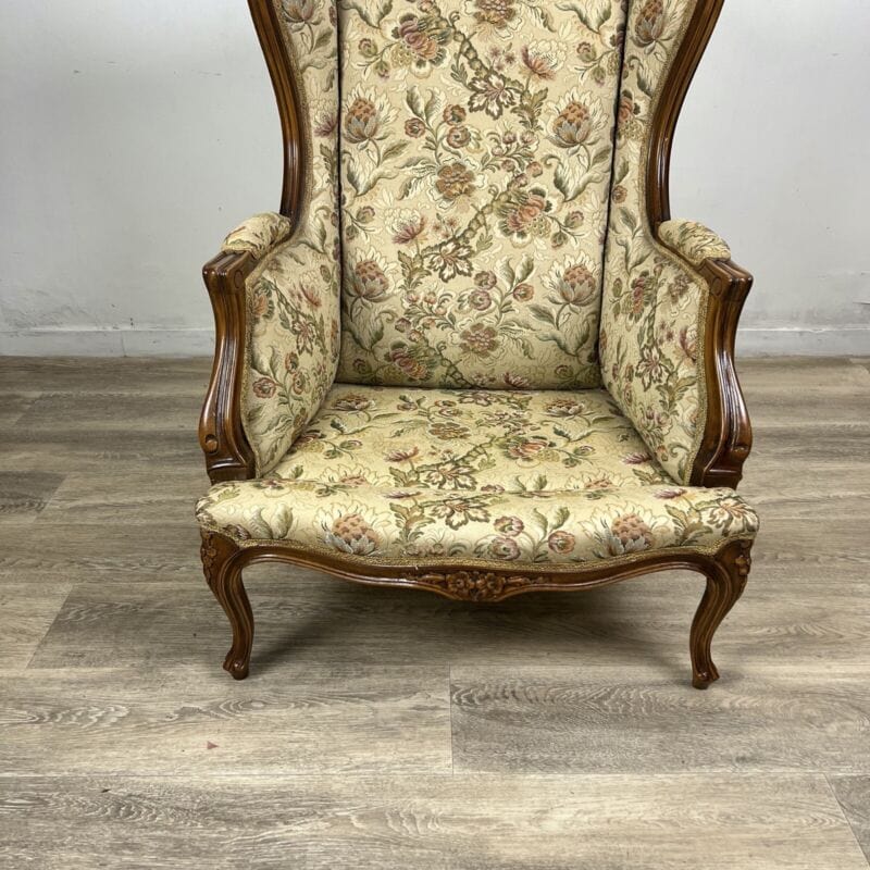 Antica poltrona Bergere usata vintage sedia imbottita con braccioli da salotto A Categoria  Arredamento