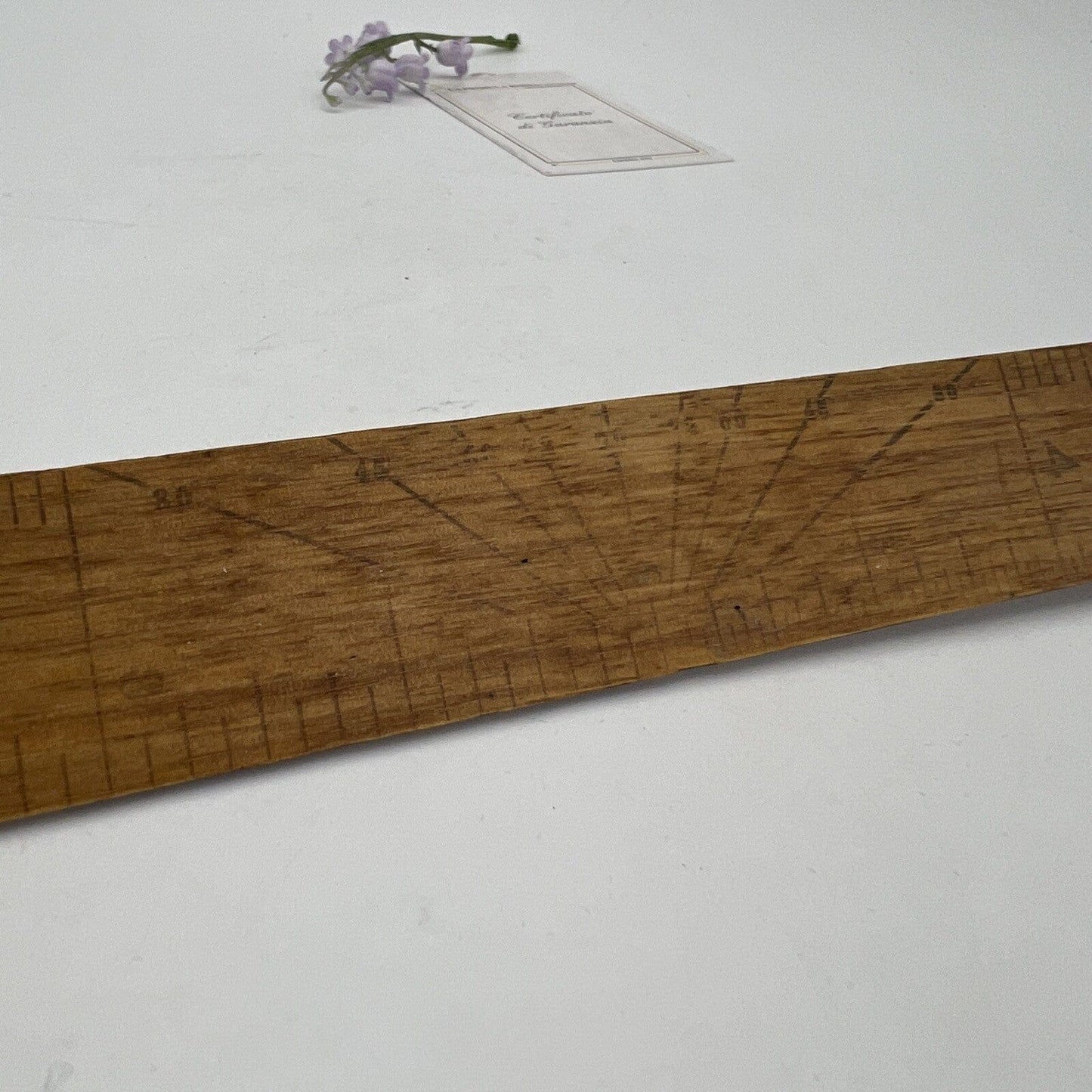 Antica riga righello inglese vintage in legno da scrivania per disegno Anni '70 Categoria Attrezzi e Strumenti