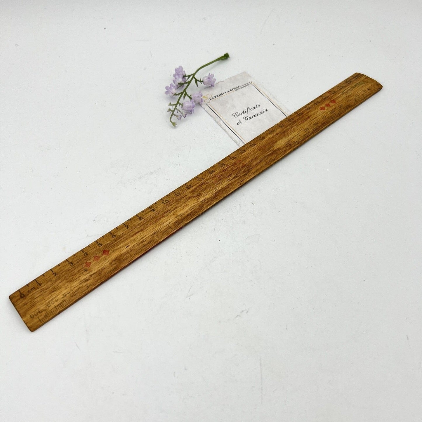 Antica riga righello inglese vintage in legno da scrivania per disegno Anni '70 Categoria Attrezzi e Strumenti