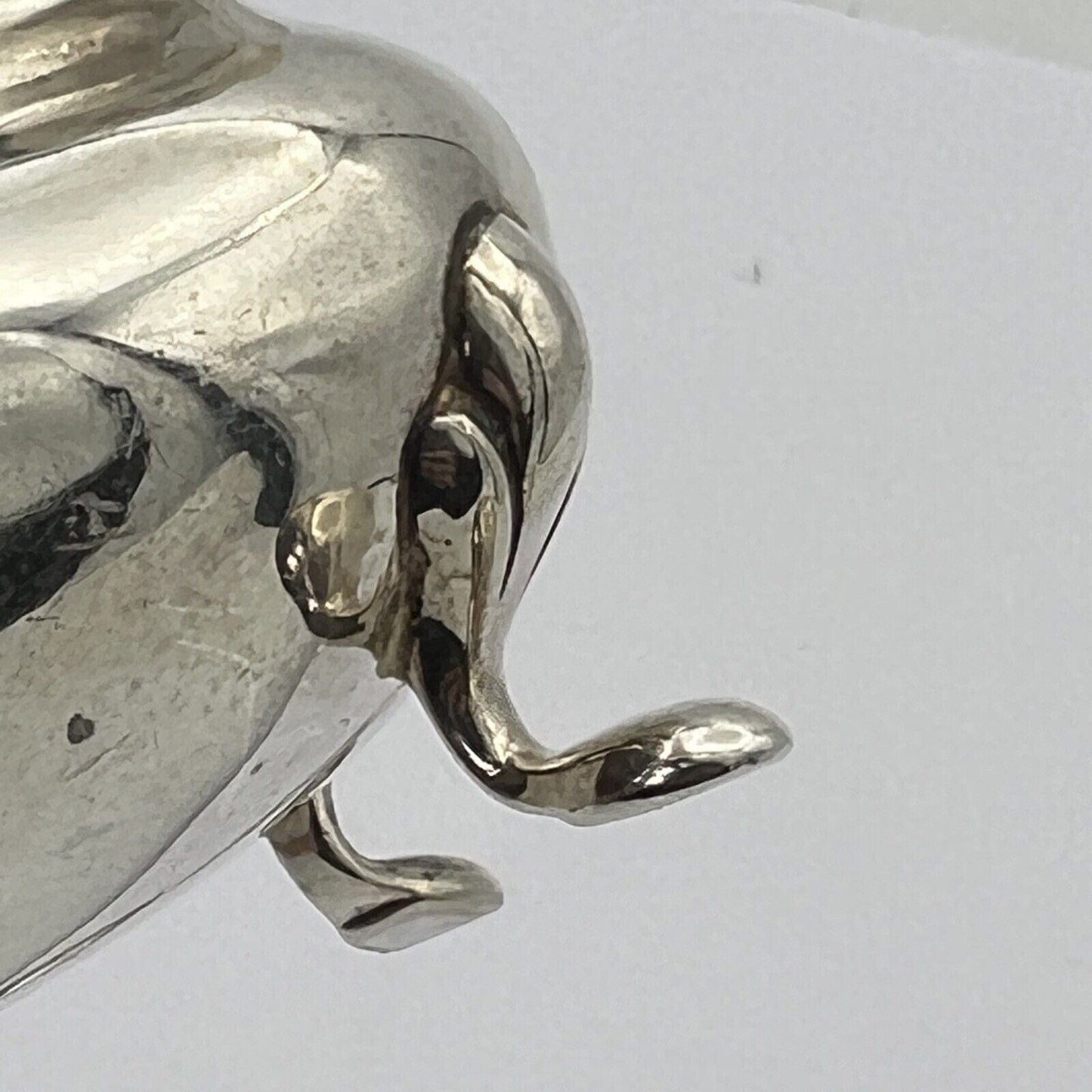 Antica Saliera in argento sterling silver 925 da tavola con cucchiaino epoca 800 Categoria Sheffield & Argento