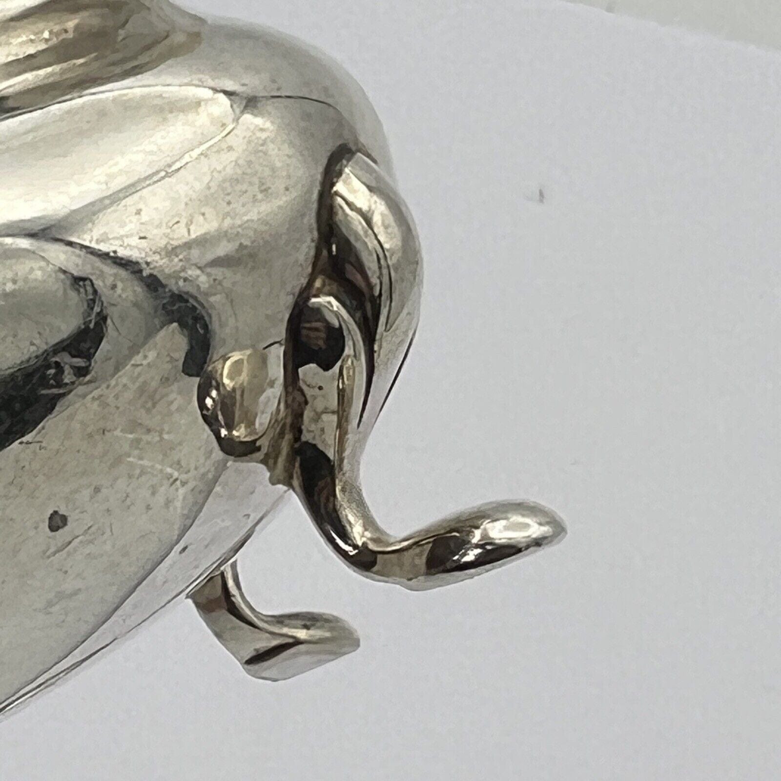 Antica Saliera in argento sterling silver 925 da tavola con cucchiaino epoca 800 Categoria  Sheffield & Argento