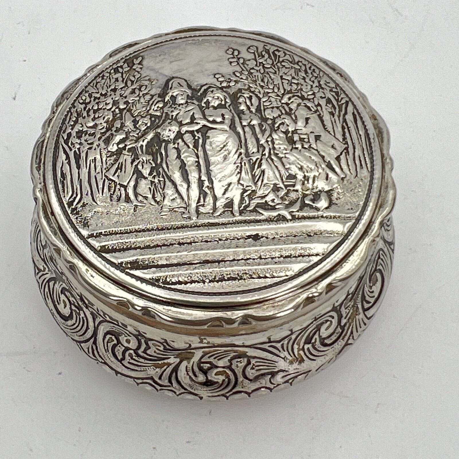 Antica Scatola portagioie in Argento silver plated contenitore Cesellato anni 50 Categoria  Sheffield & Argento