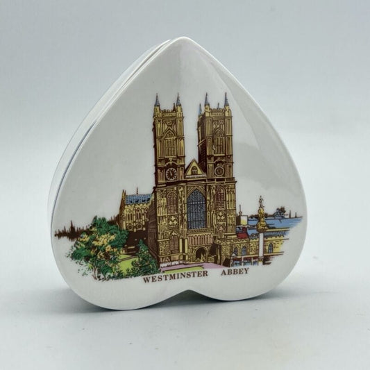 Antica Scatola Portagioie in porcellana Regina Elisabetta II e Principe Filippo Categoria Ceramiche e Porcellane