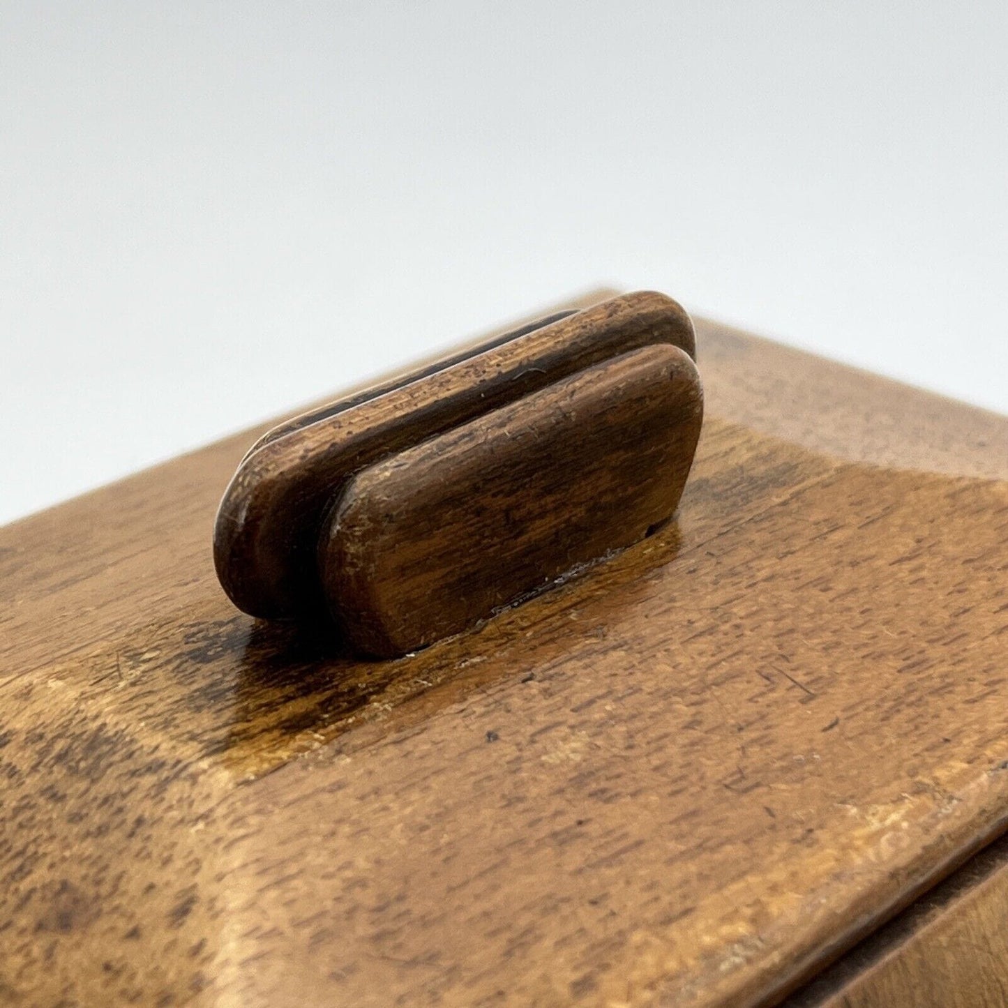 Antica Scatola portasigarette da tavolo in legno stile decò anni 40 cofanetto Categoria Scatole in legno