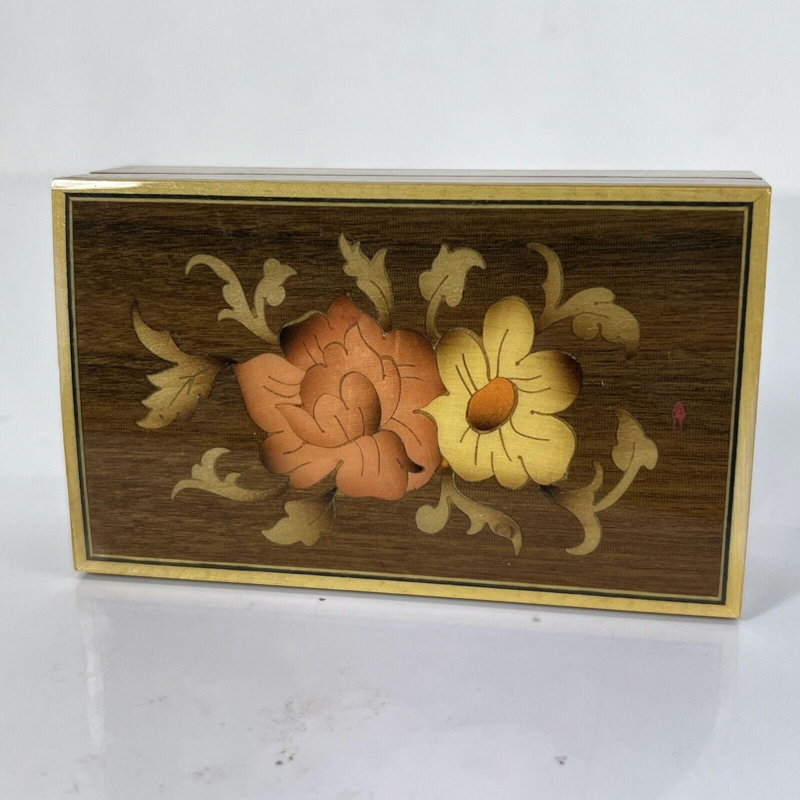 Antica scatola scatolina cofanetto anni 50 vintage sorrentina con intarsio fiori Categoria  Scatole in legno