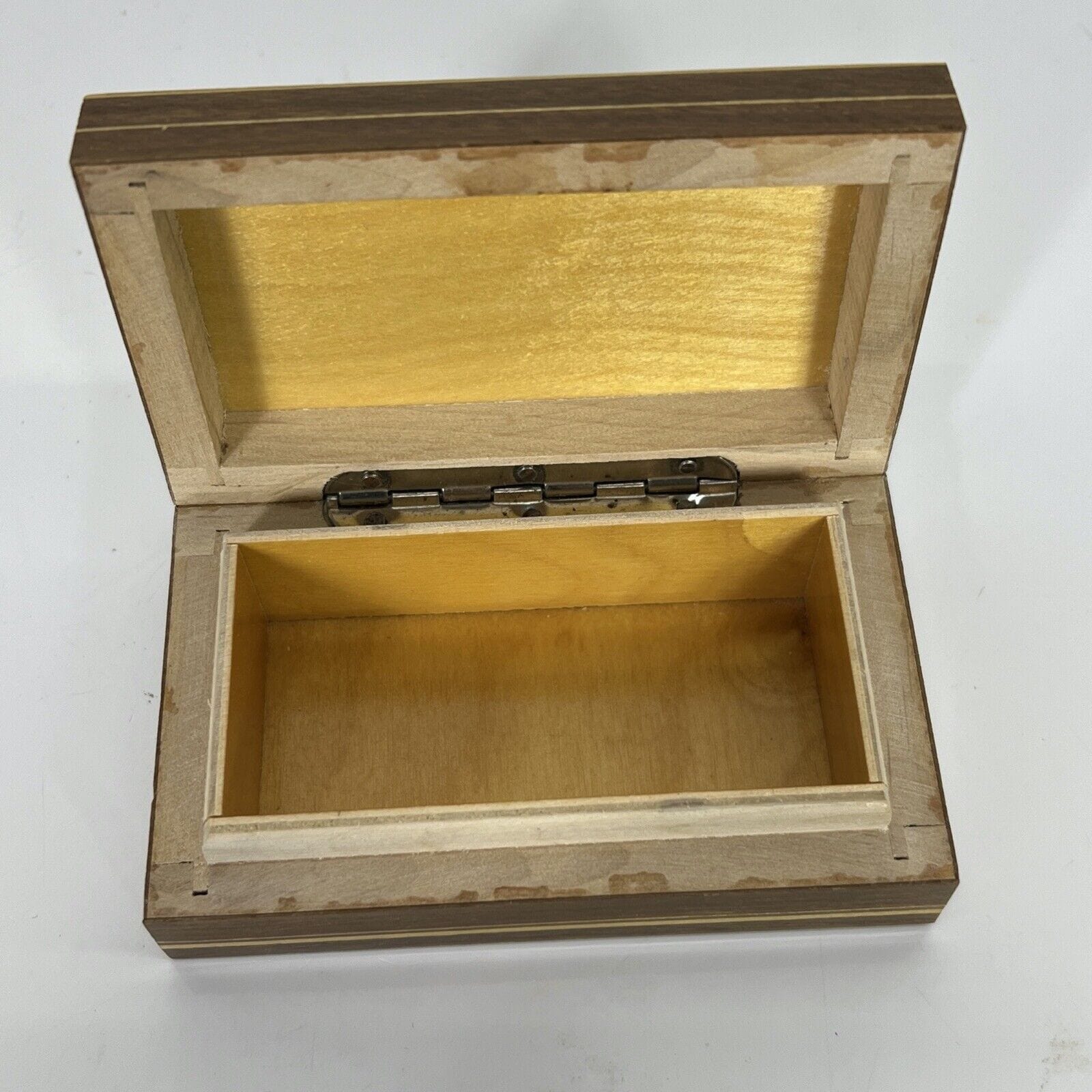 Antica scatola scatolina cofanetto anni 50 vintage sorrentina con intarsio fiori Categoria  Scatole in legno