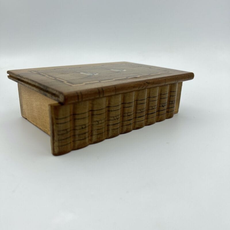 Antica Scatola sorrentina vintage monetiere in legno scatolina intarsiata 1940 Categoria Scatole in legno