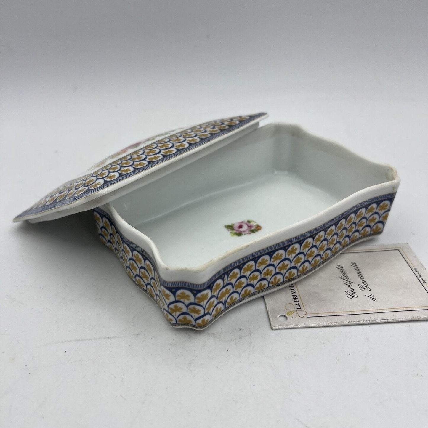 Antica Scatolina Scatola Portagioie Vintage in porcellana dipinta a mano Categoria Scatoline portagioie