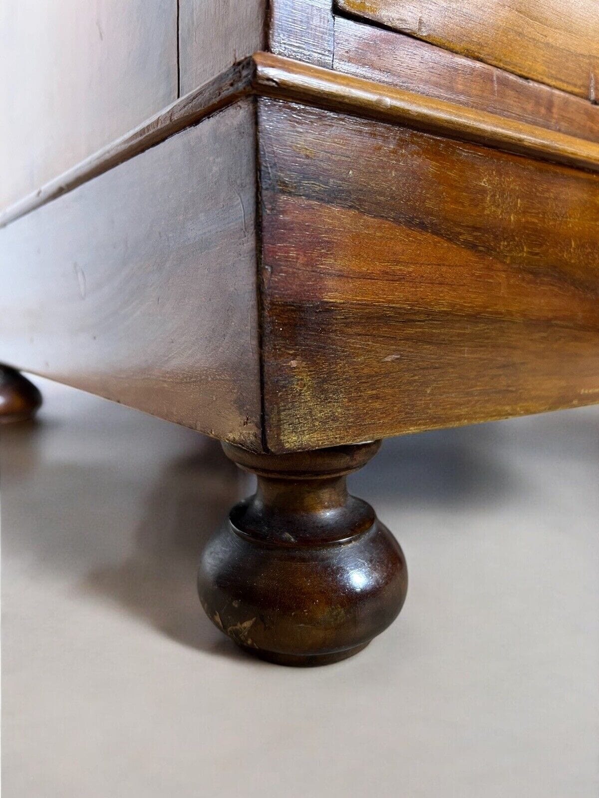 Antica scrivania scrittoio classica tavolo da ufficio epoca 800 piano in pelle Categoria Scrittoi & Ribalte