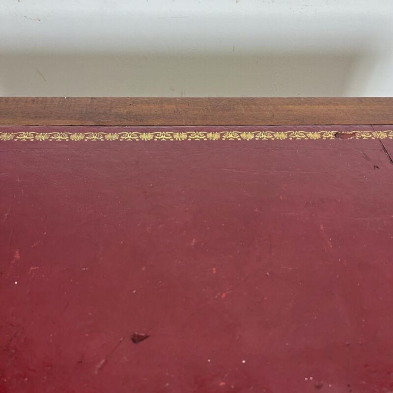 Antica scrivania scrittoio classica tavolo da ufficio in legno con piano pelle Categoria  Scrittoi & Ribalte
