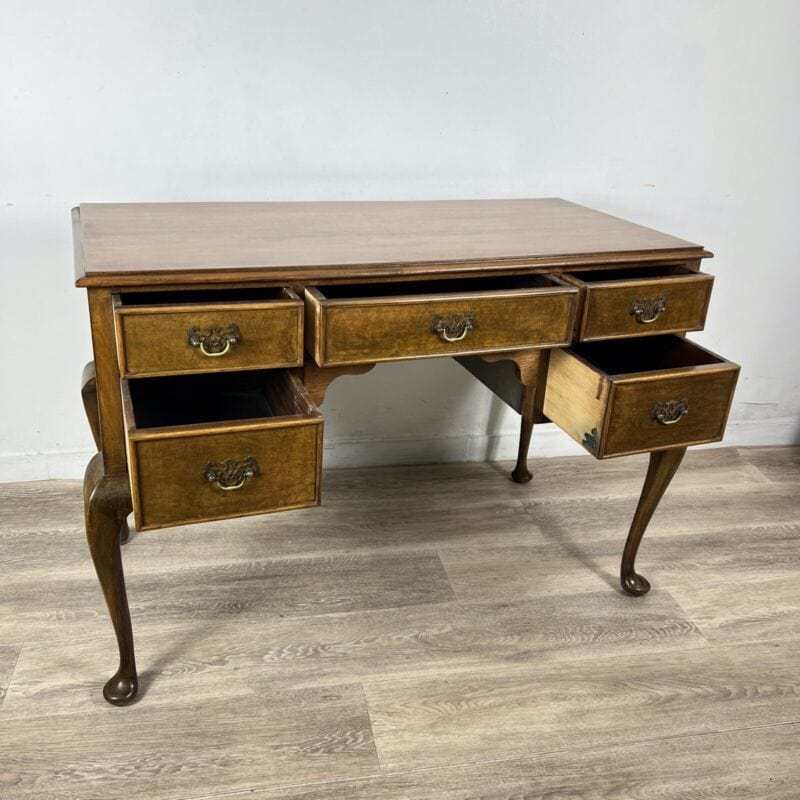 Antica scrivania scrittoio classico tavolo in legno stile Queen Anne per ufficio Categoria Scrittoi & Ribalte