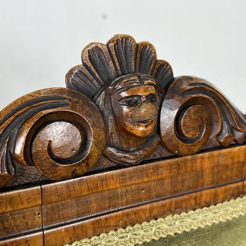 Antica sedia d'epoca 800 velluto verde con braccioli poltrona poltroncina cimasa Categoria Sedie