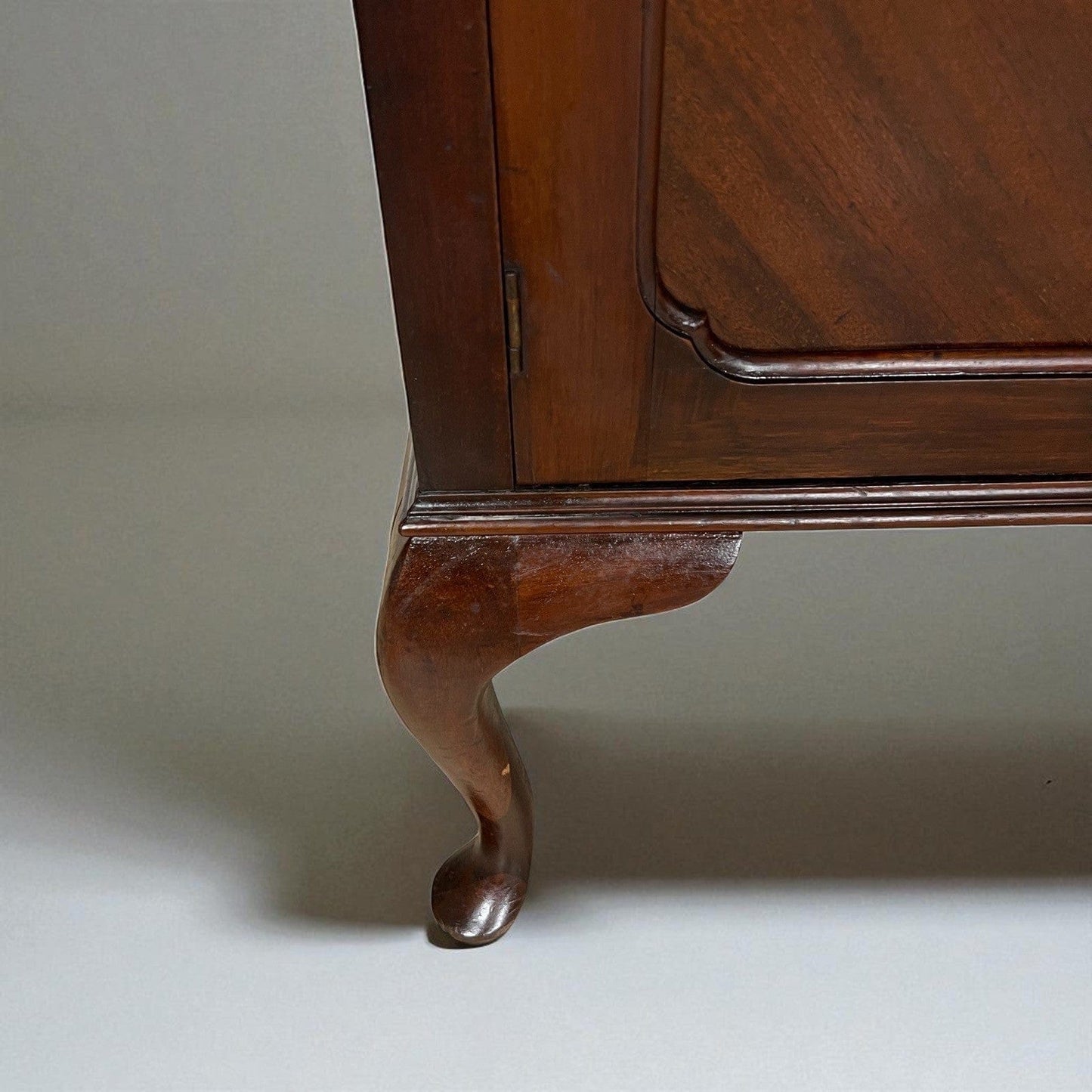 Antica Servante Credenza anni 20 stile Queen Anne sideboard Mobile Bagno inglese Categoria Servante - Servantini
