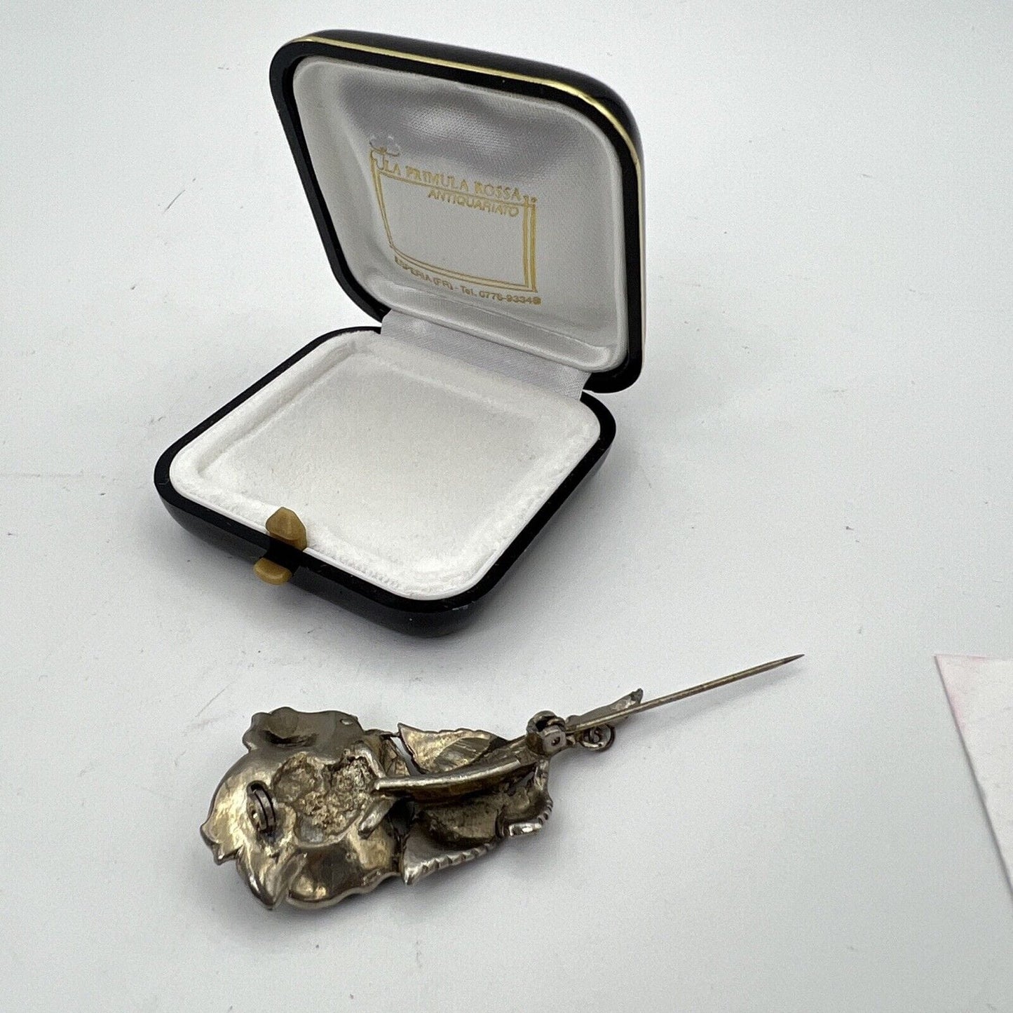 Antica Spilla inglese a forma di Rosa in metallo marcasite anni '50 gioiello Categoria Bigiotteria & Accessori