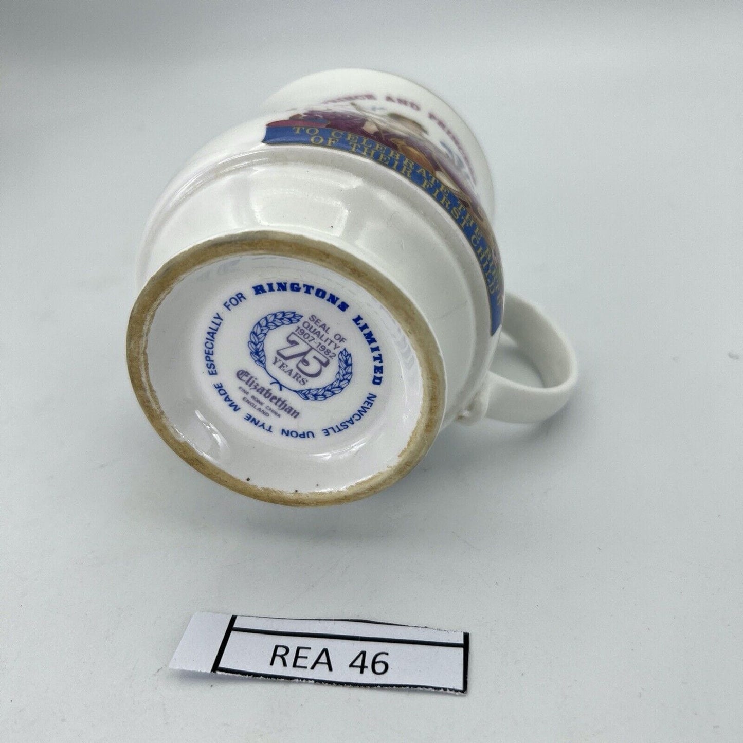 Antica Tazza da collezione in porcellana Nascita Principe William Casa Reale Categoria Collezionismo:Collezioni diverse:Altro collezioni diverse