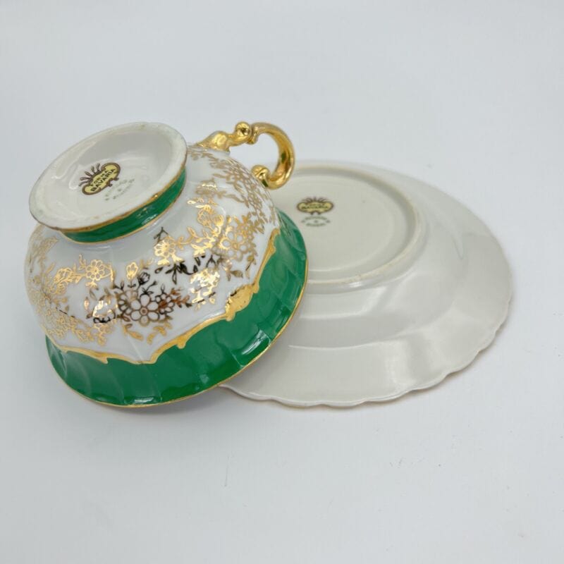 Antica Tazza da the te in porcellana Richard Ginori con piattino Fiori Verde Oro Categoria  Servizio tazze - Tazze
