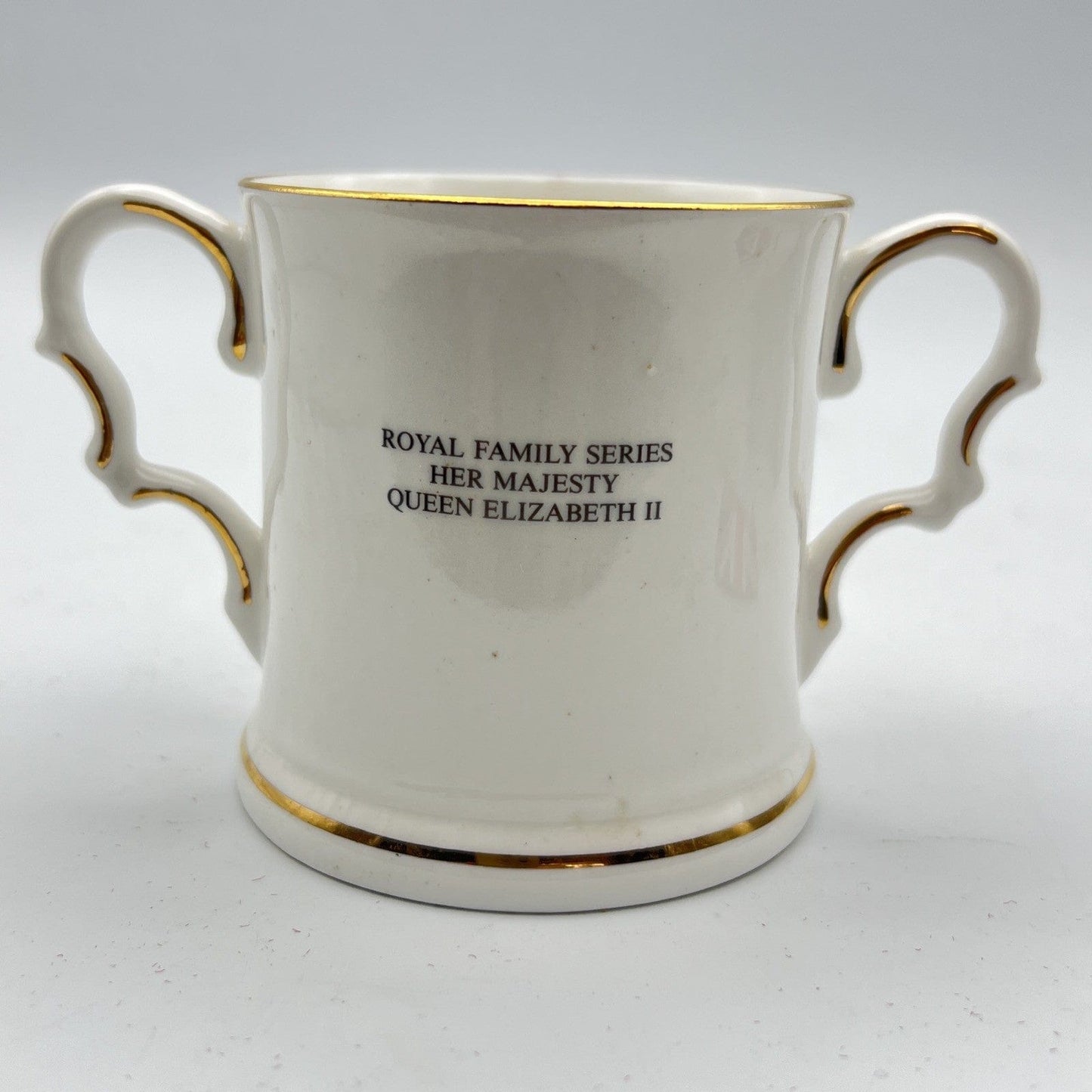Antica Tazza Mug in Ceramica Inglese Regina Elisabetta II Casa Reale anni '70 Categoria Arte e antiquariato:Porcellana e ceramica:Altro porcellana e ceramica