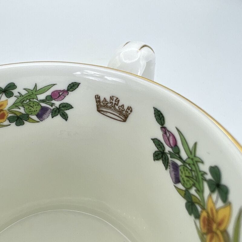 Antica Tazza Mug in Ceramica Inglese Regina Elisabetta II Casa Reale anno 1986 Categoria Ceramiche e Porcellane