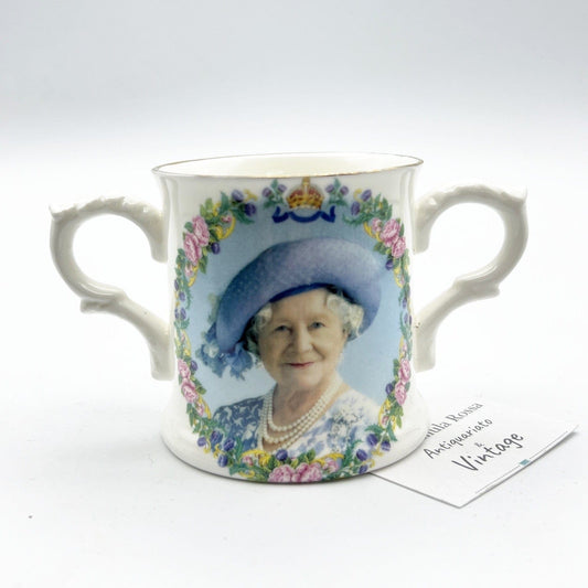 Antica Tazza Mug in Ceramica Inglese Regina Madre Elisabetta Casa Reale 100 anni Categoria  Boccali
