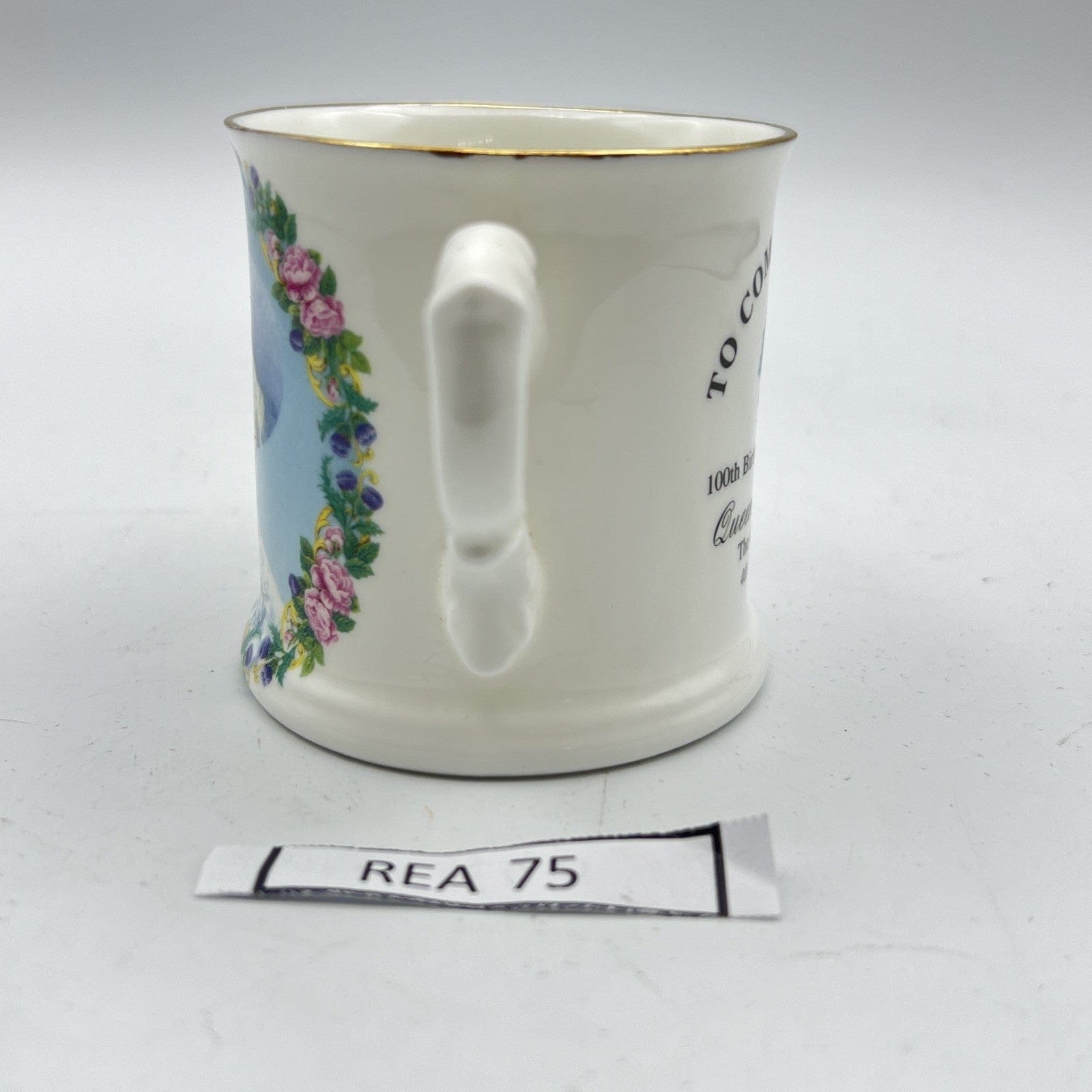 Antica Tazza Mug in Ceramica Inglese Regina Madre Elisabetta Casa Reale 100 anni Categoria  Boccali