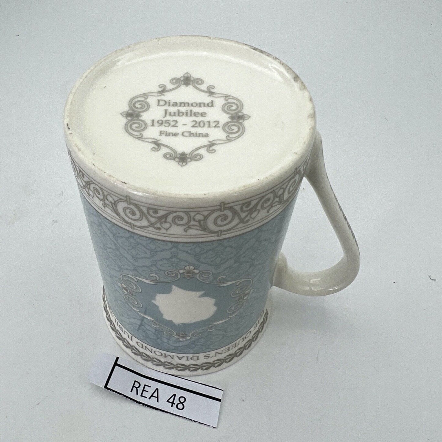 Antica Tazza Mug Inglese Regina Elisabetta II Casa Reale commemorativa GIUBILEO Categoria Boccali