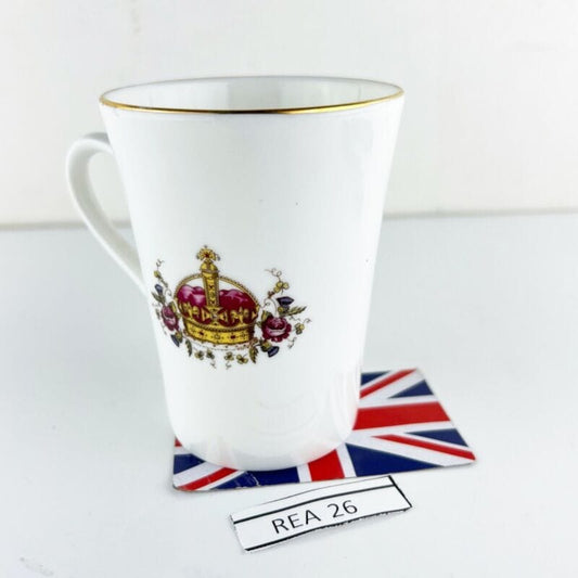 Antica Tazza Mug Portapenne Inglese Giubileo Oro Regina Elisabetta II Casa Reale Categoria  Boccali