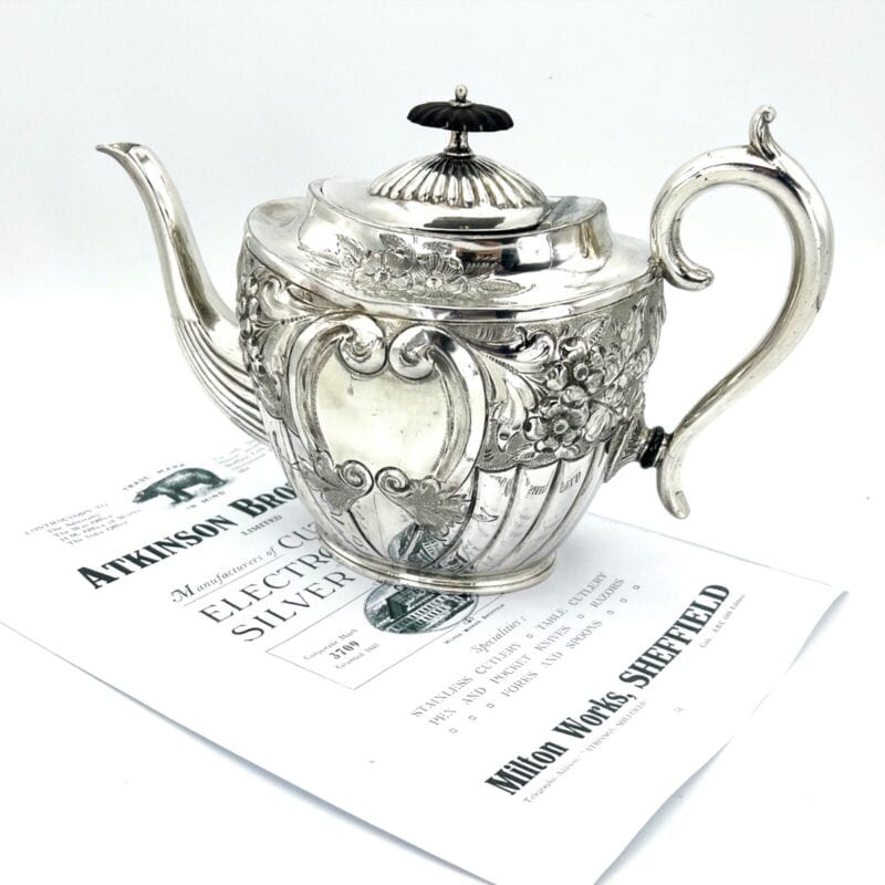 Antica Teiera inglese in argento silver plated sheffield caffettiera epoca 800 X Categoria Sheffield & Argento