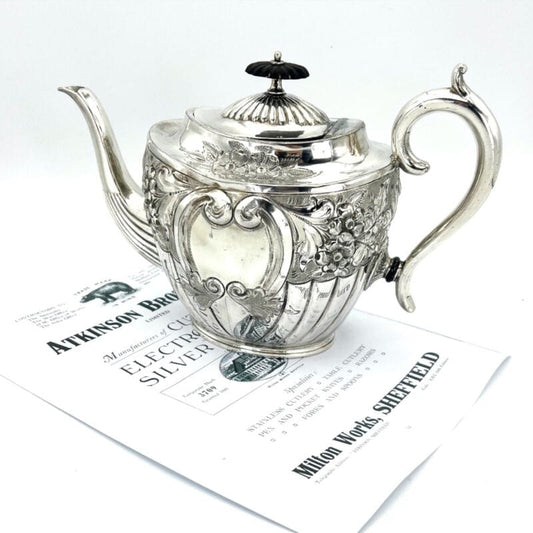 Antica Teiera inglese in argento silver plated sheffield caffettiera epoca 800 X Categoria  Sheffield & Argento