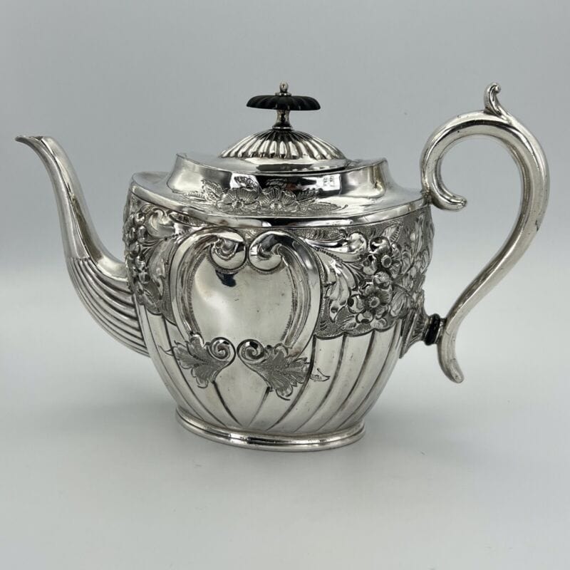Antica Teiera inglese in argento silver plated sheffield caffettiera epoca 800 X Categoria Sheffield & Argento