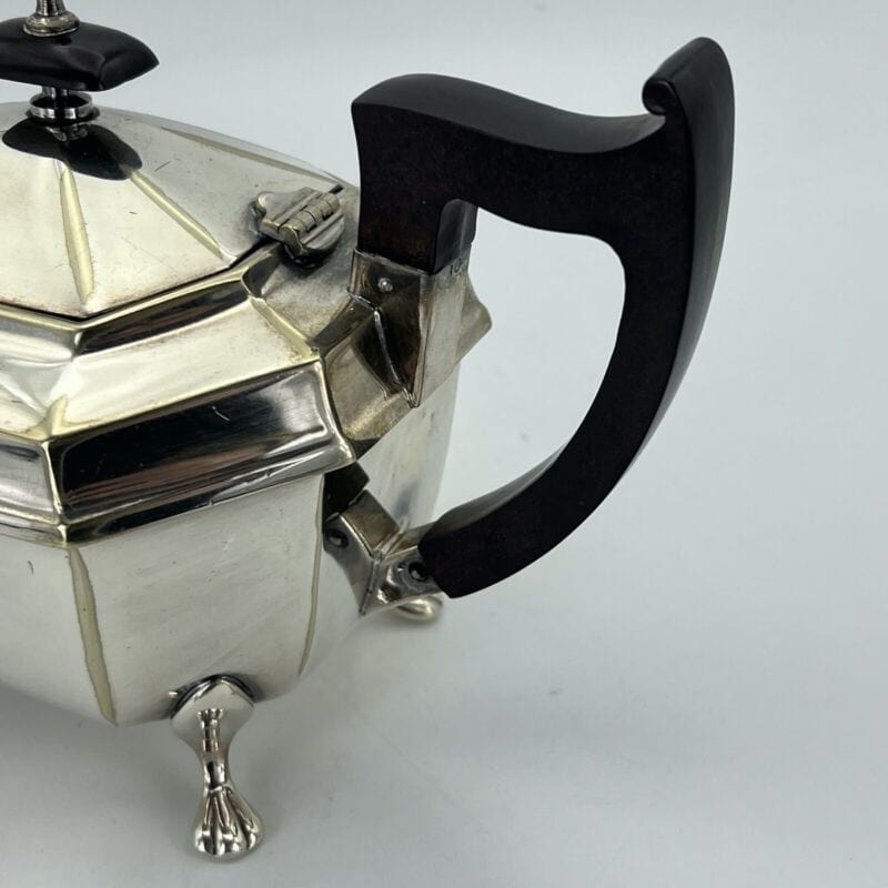 Antica Teiera inglese in argento silver plated sheffield caffettiera stile deco Categoria Sheffield & Argento