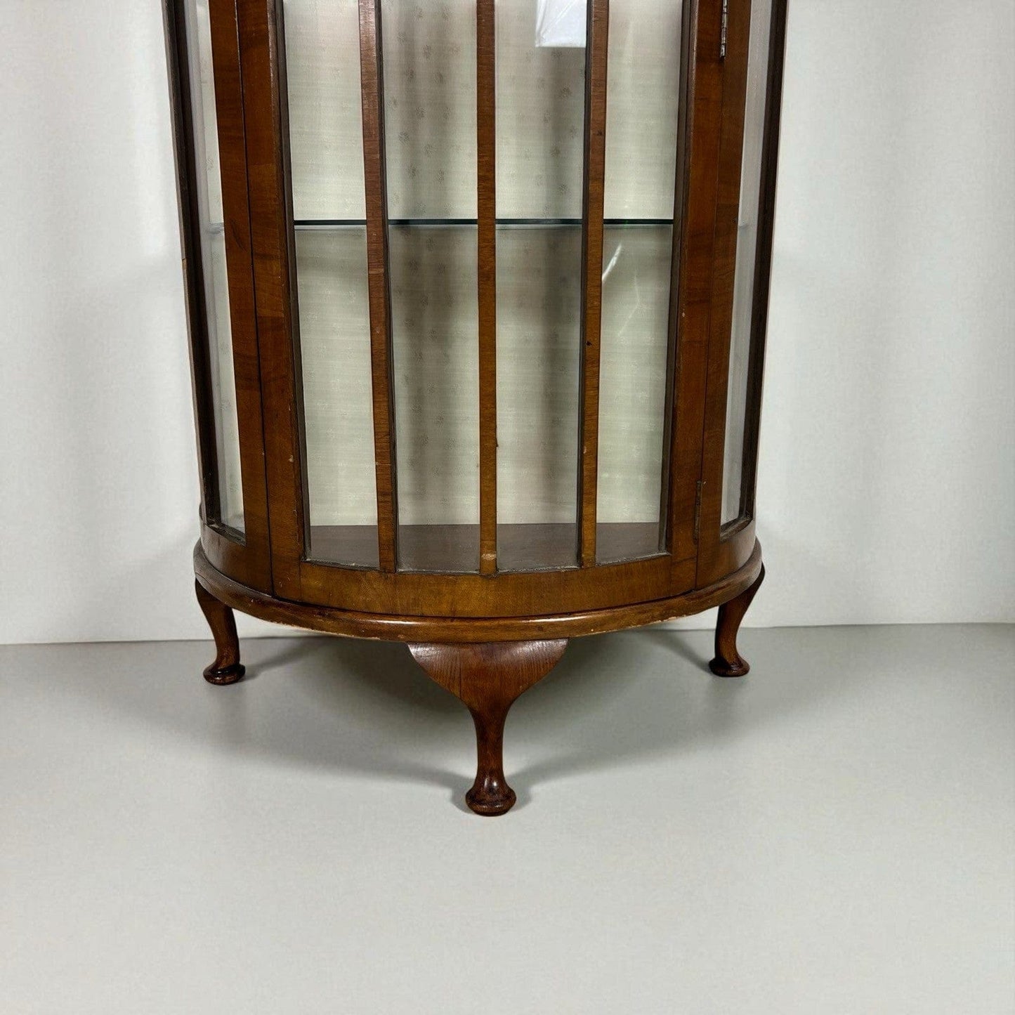 Antica Vetrina piccola cristalliera vetrinetta Stile Art Deco Anni '30 in Noce Categoria Vetrine