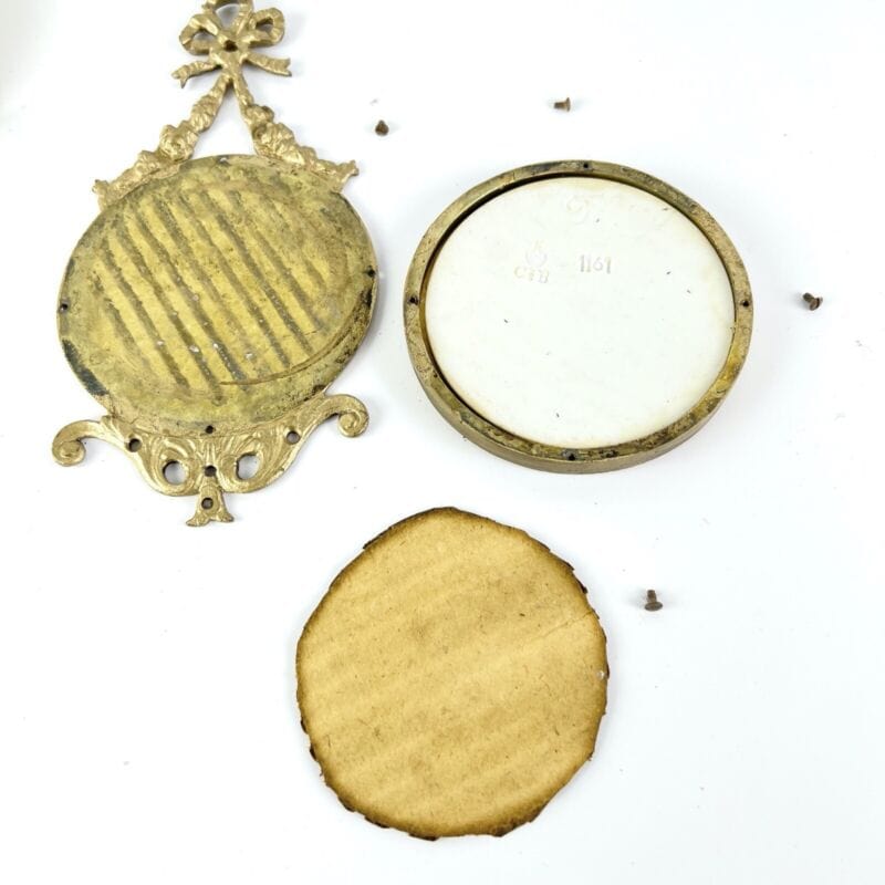 Antichi quadretti in miniatura vintage Fagiani ottone bronzo ceramica con fiocco Categoria Quadri