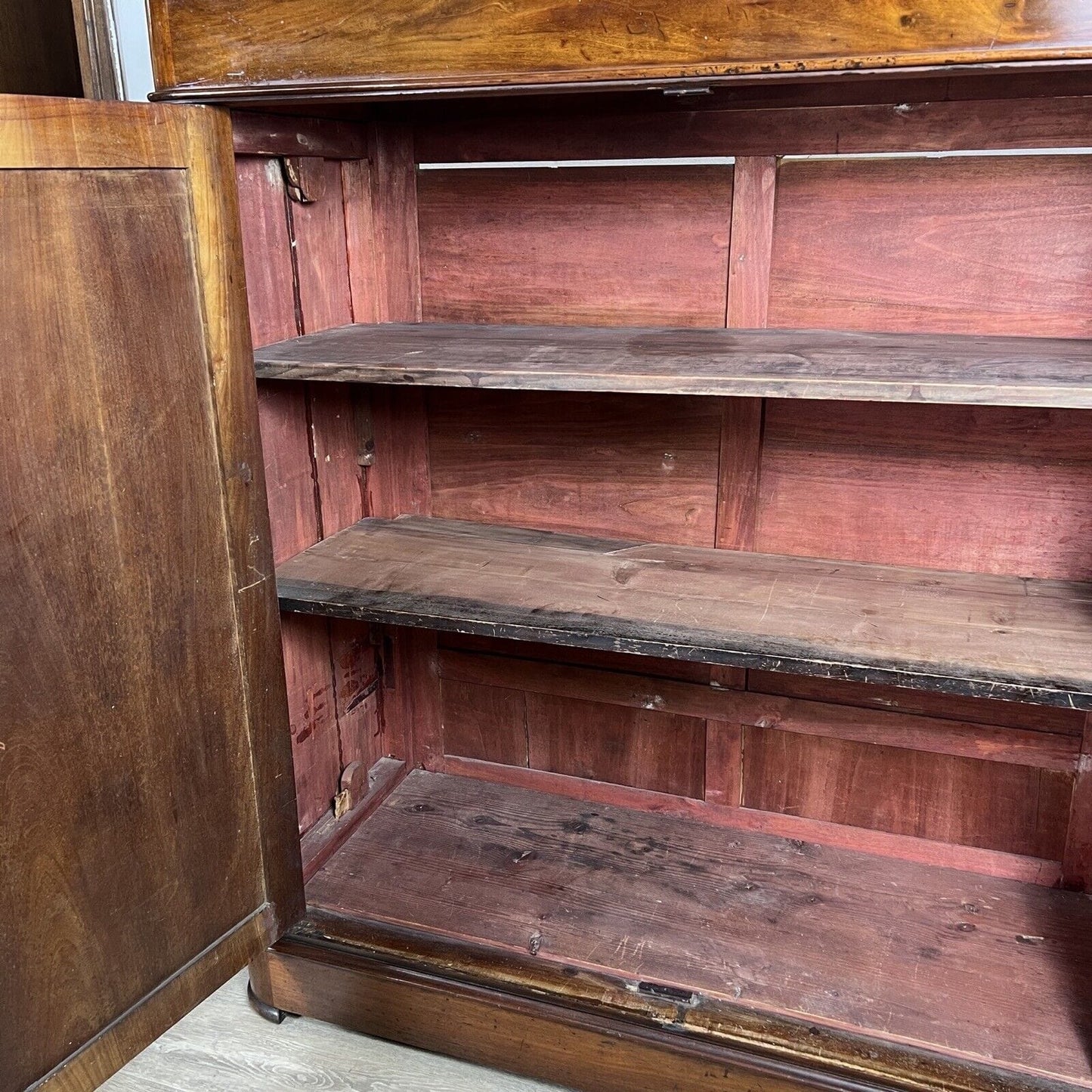 Antico Armadio Credenza Libreria Stipo Inglese epoca 800 in legno di Mogano Categoria Vetrine
