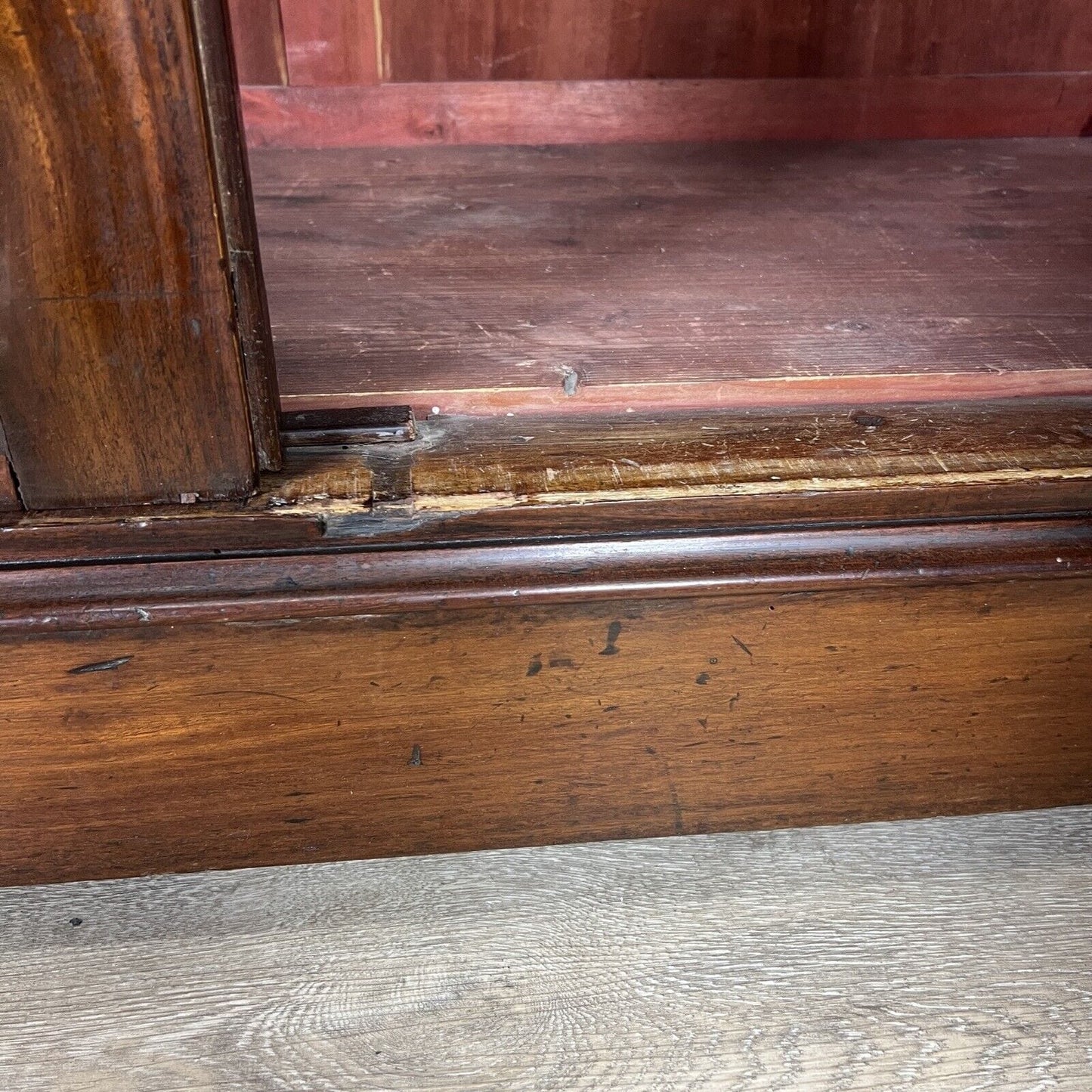 Antico Armadio Credenza Libreria Stipo Inglese epoca 800 in legno di Mogano Categoria Vetrine
